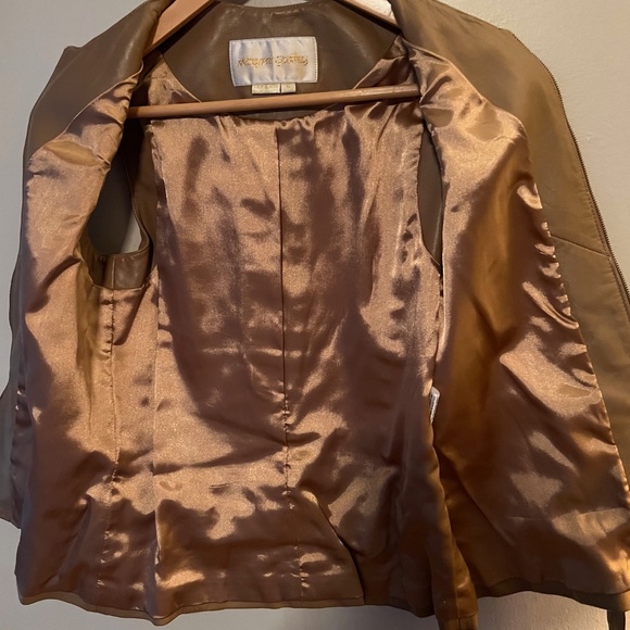 Margaret Godfrey Tan Leather Front Zipper Vest W/ Belt and Pockets - Size 6 - Picture 6 of 8